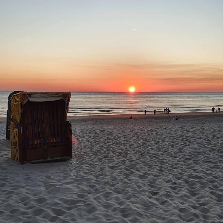 Buitenhuis Egmond Egmond aan den Hoef Esterno foto