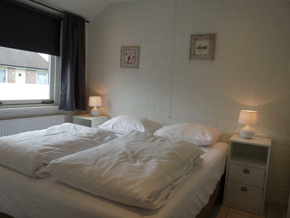 Buitenhuis Egmond Egmond aan den Hoef Esterno foto